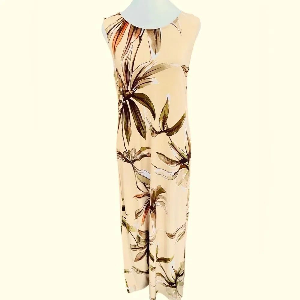 TAHARI sleeveless floral sheath style maxiโdress size small.